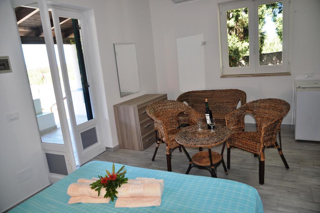 Titina Village Porto Vulcano  Extérieur photo