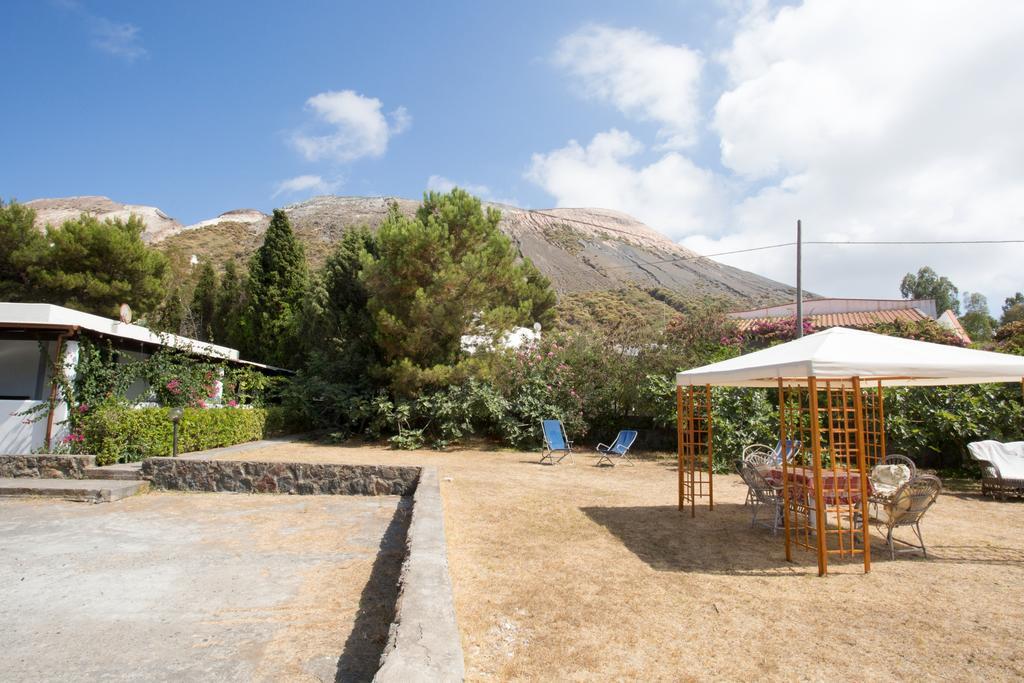 Titina Village Porto Vulcano  Extérieur photo