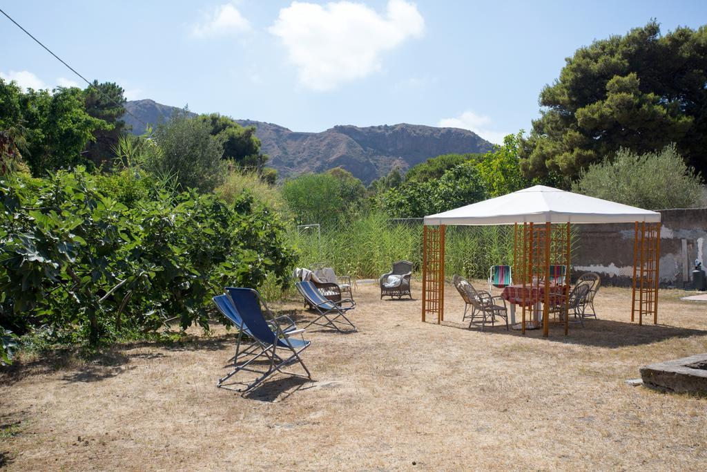Titina Village Porto Vulcano  Extérieur photo